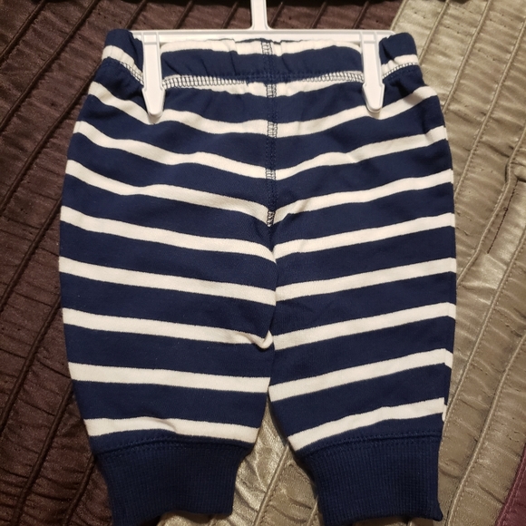 Carter's Baby Boy Outfit - Picture 2 of 5